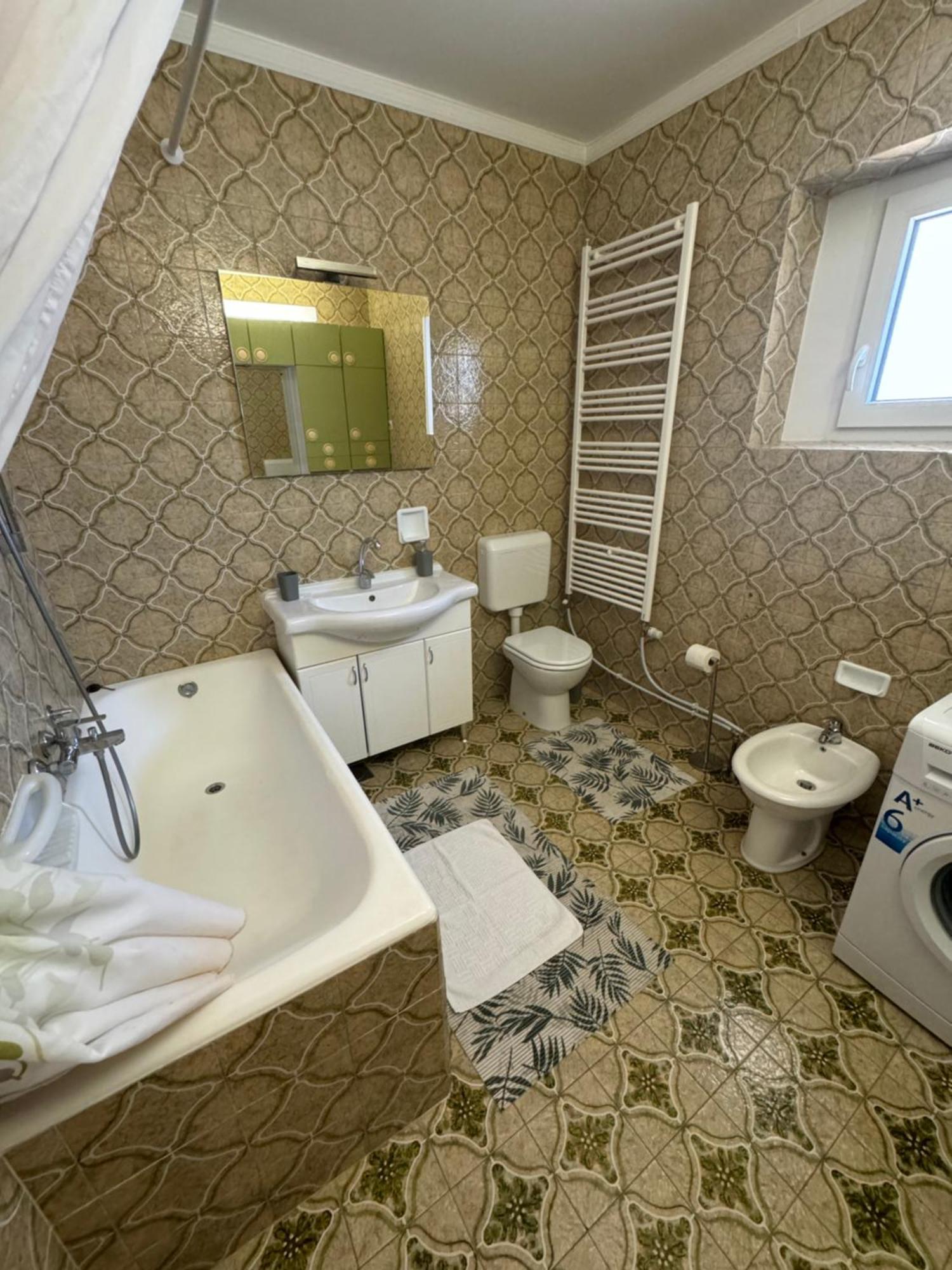 Apartments And Rooms Orazem Zoro Порторож Екстер'єр фото